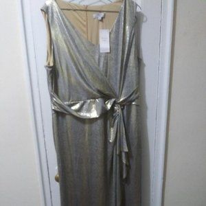 If you can't win an Oscar why not look like one! Elegant Gold wrap evening dress
